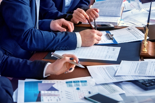 what is the difference between accounting and tax accounting