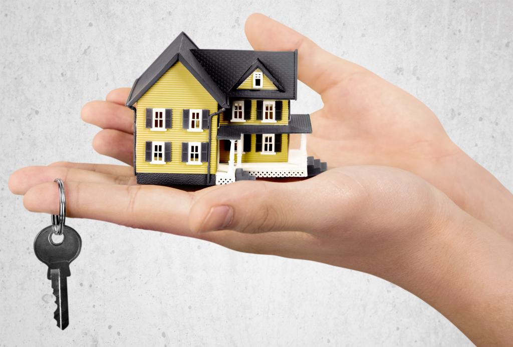 Contract refinancing